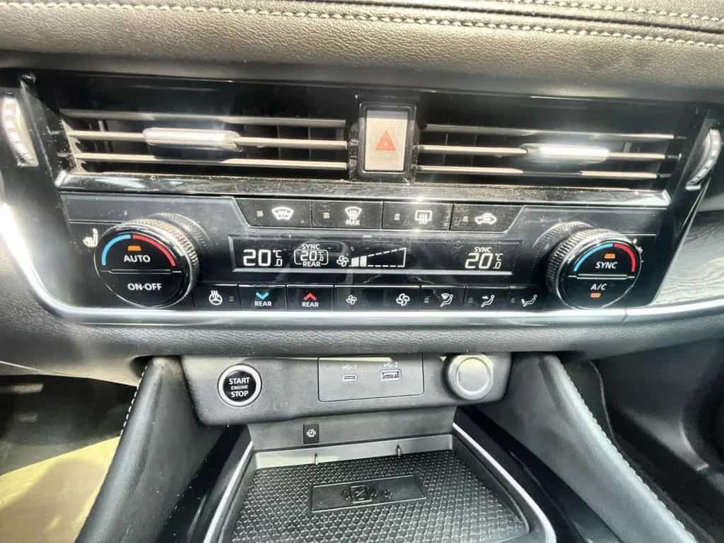 Nissan X-Trail 1.5 VC-T MHEV Tekna*Panorama*AHK 03/2023-photo-22