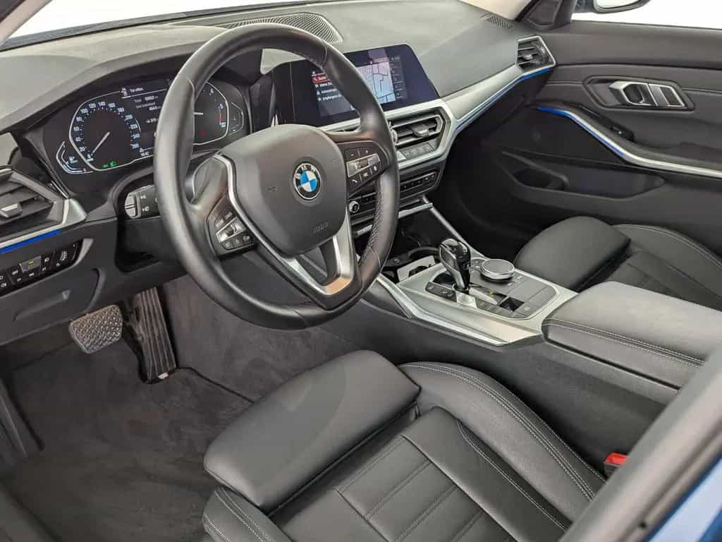 BMW 330 d Advantage EURO 6d-TEMP LEDER+LED+NAVI+AHK 10/2020-photo-13