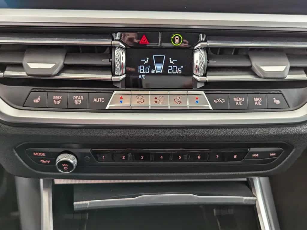 BMW 330 d Advantage EURO 6d-TEMP LEDER+LED+NAVI+AHK 10/2020-photo-20