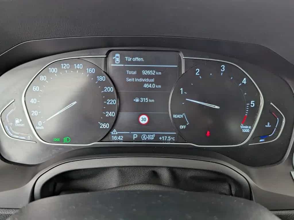 BMW 330 d Advantage EURO 6d-TEMP LEDER+LED+NAVI+AHK 10/2020-photo-24