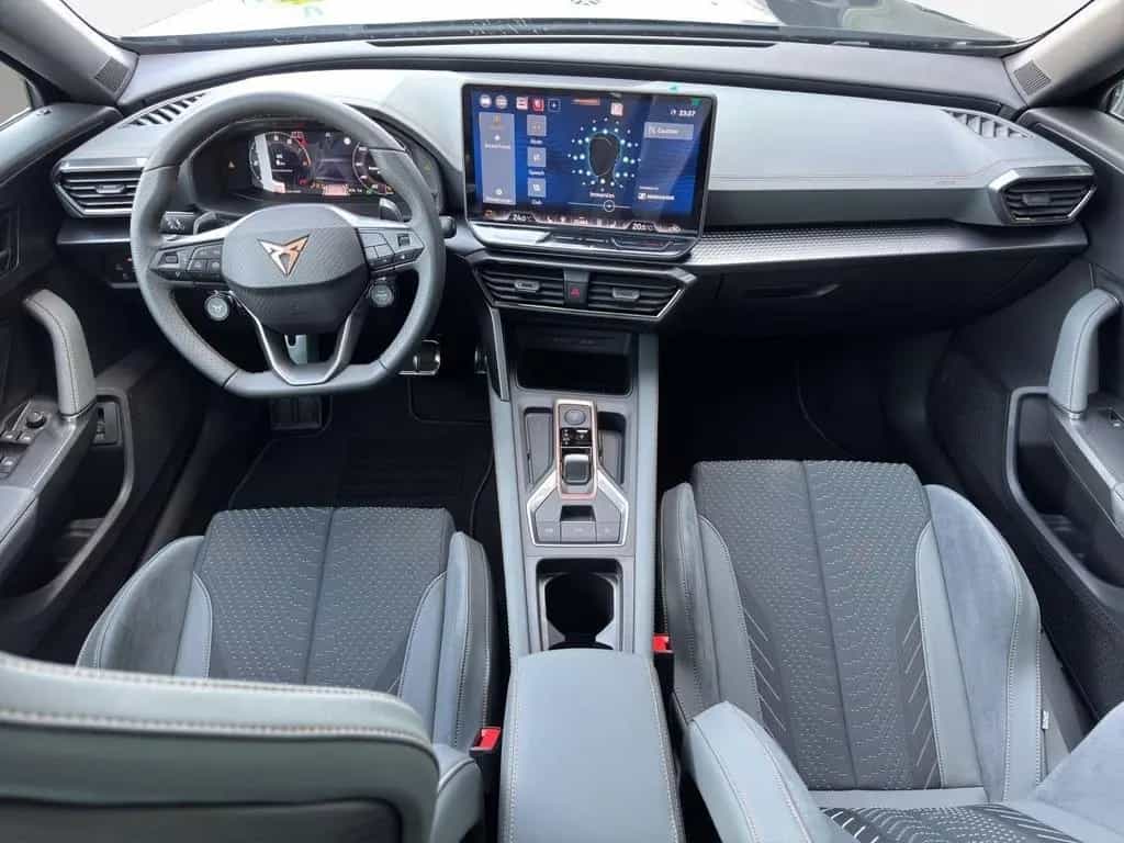 Cupra Formentor VZ5 2.5 TSI DSG *PANO*MATRIX*NAVI*360° null-photo-11