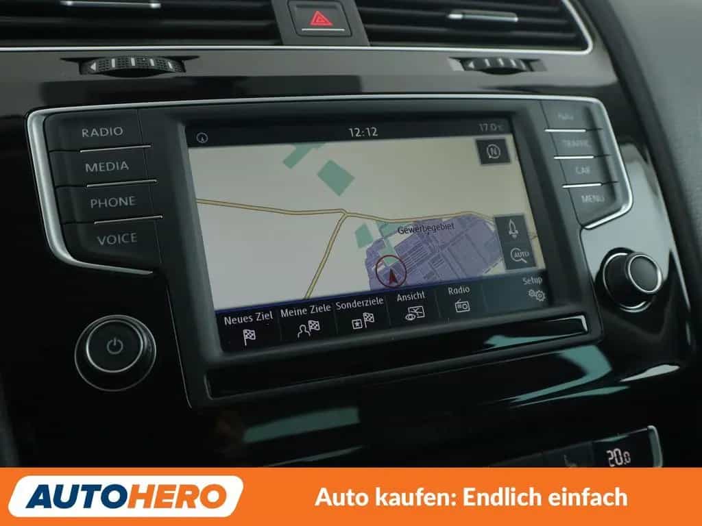 Volkswagen Golf VII 1.2 TSI Comfortline BlueMotion Tech 10/2016-photo-21
