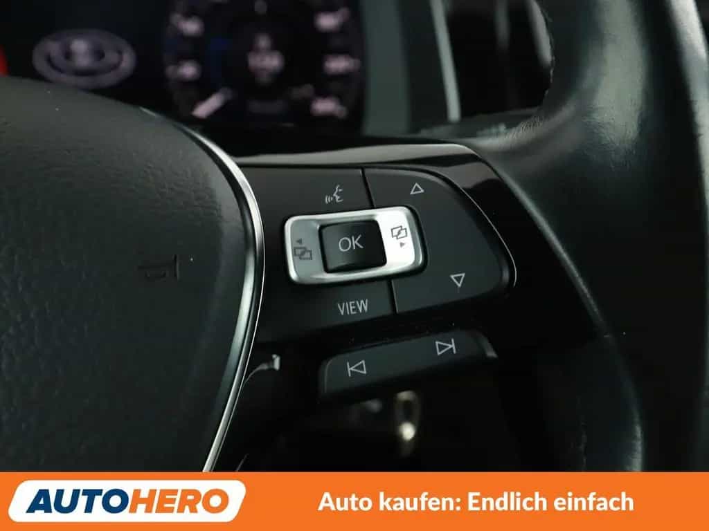 Volkswagen Golf VII 1.5 TSI ACT Highline BlueMotion Tech 06/2019-photo-27