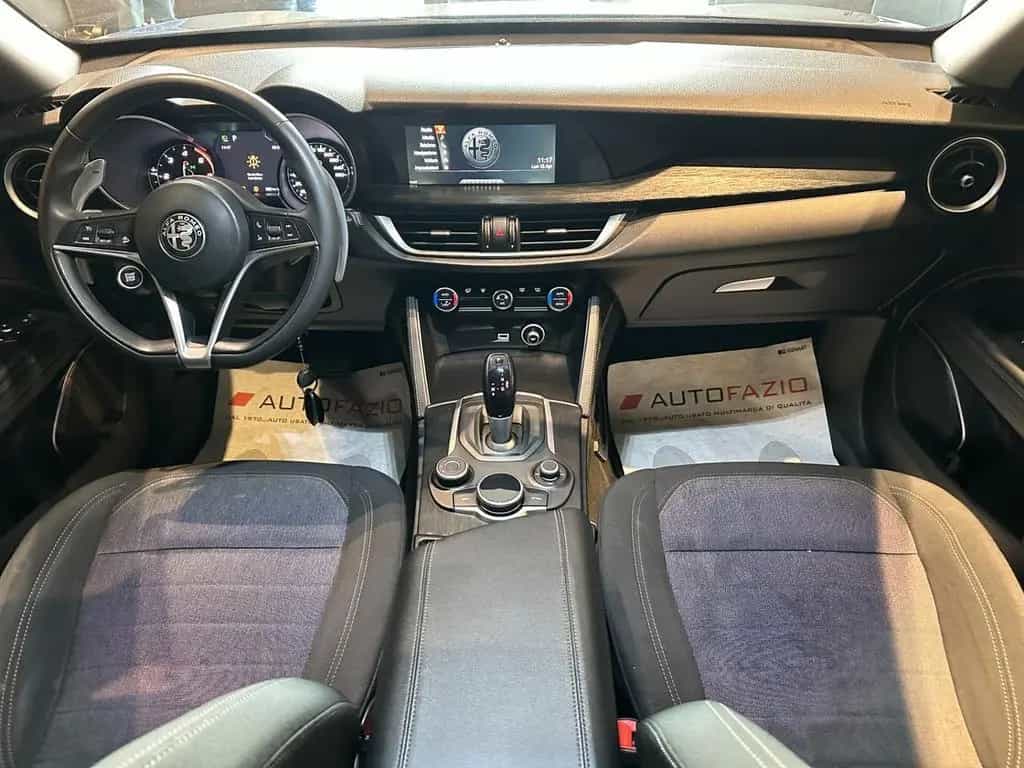 Alfa Romeo Stelvio 2.2 Turbodiesel 190 CV AT8 RW 04/2019-photo-3