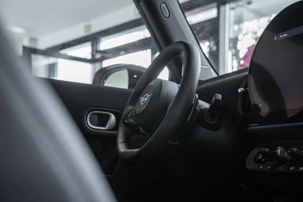 MINI Cooper S Mini Cooper S Nanuq White + JCW Edition mit XL-P 09/2024-photo-11