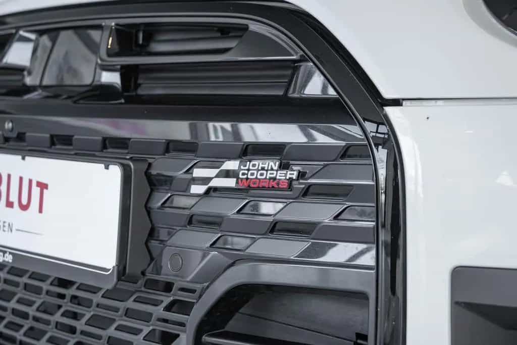 MINI Cooper S Mini Cooper S Nanuq White + JCW Edition mit XL-P 09/2024-photo-19