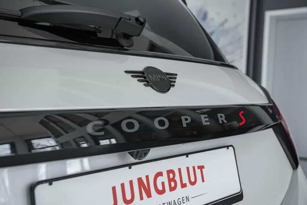 MINI Cooper S Mini Cooper S Nanuq White + JCW Edition mit XL-P 09/2024-photo-26