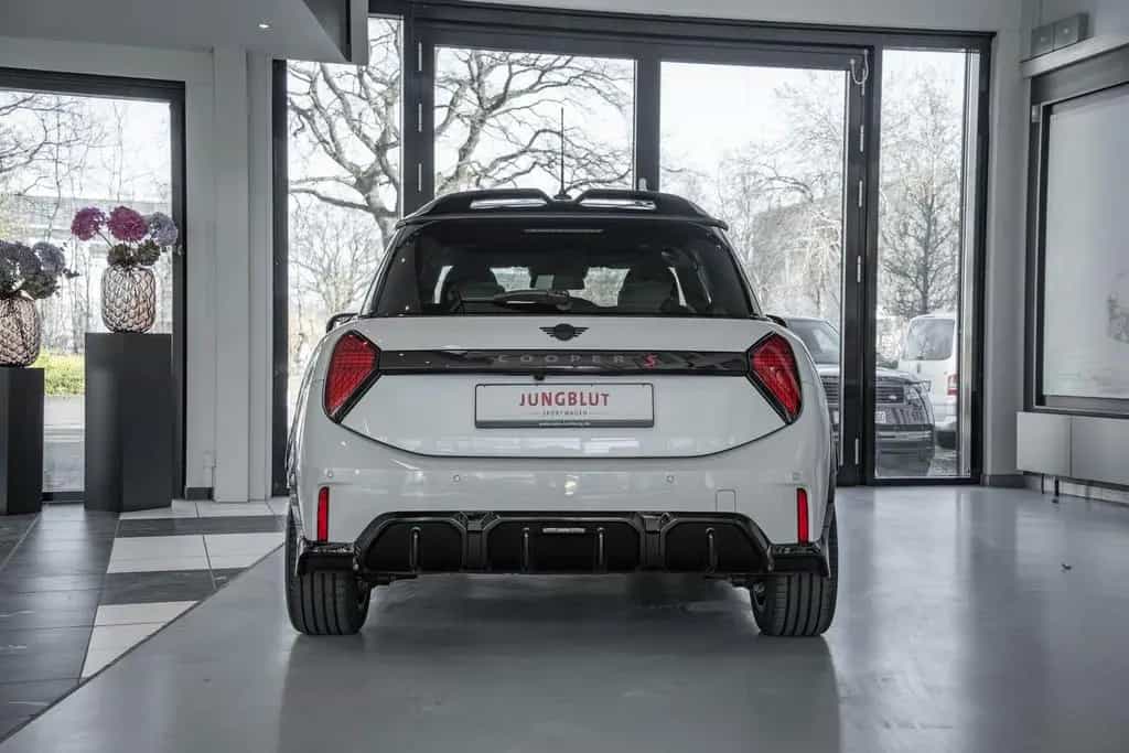 MINI Cooper S Mini Cooper S Nanuq White + JCW Edition mit XL-P 09/2024-photo-3