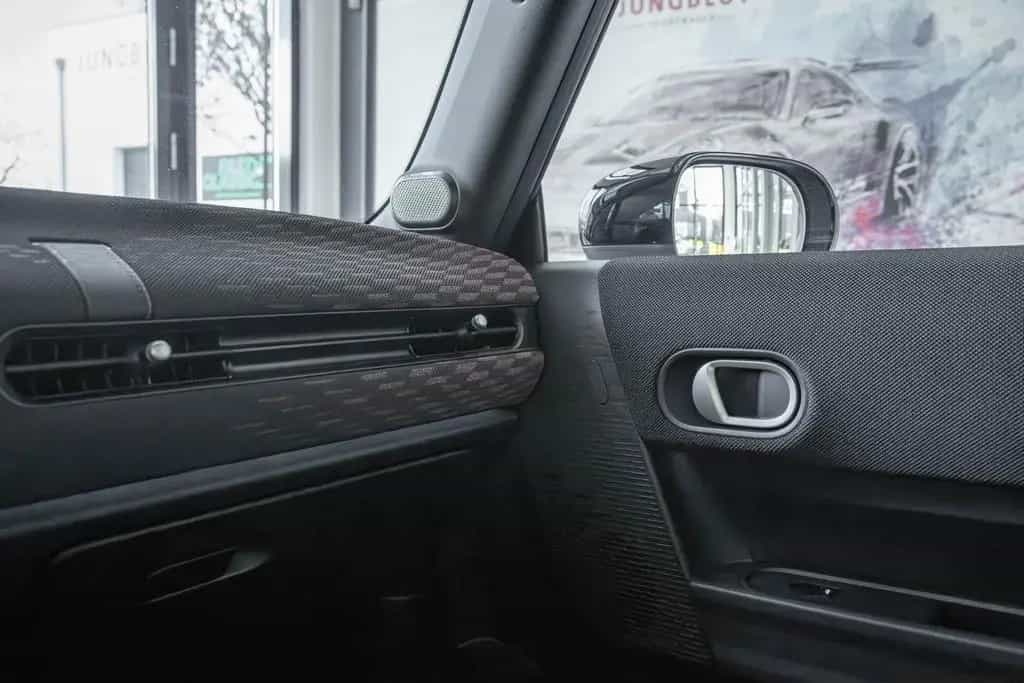 MINI Cooper S Mini Cooper S Nanuq White + JCW Edition mit XL-P 09/2024-photo-37