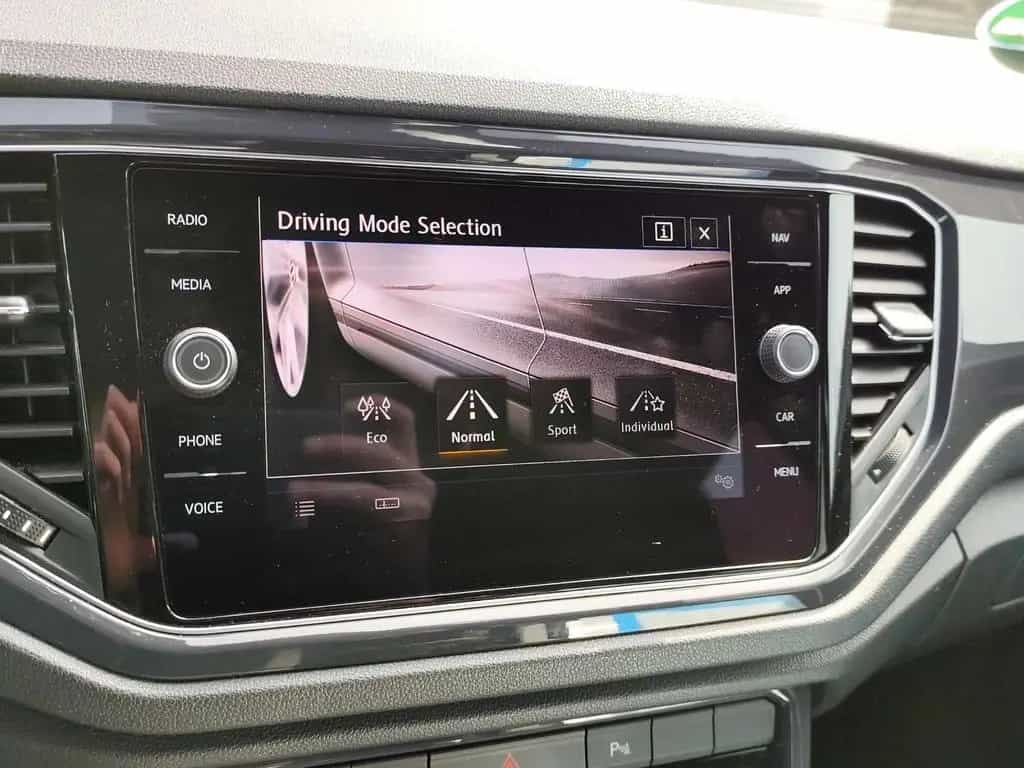 Volkswagen T-Roc 1,5 TSI DSG Sport+AHK+LED+Navi 08/2019-photo-23