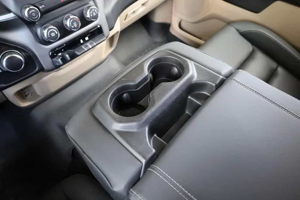 Dodge RAM 5.7 BigHorn/SHZ/AHK/6-Sitzer/TEMP/KLIMA/R20 08/2020-photo-13