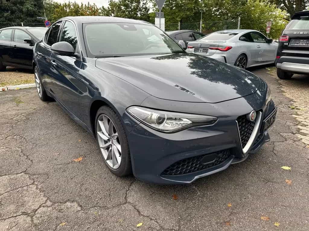 Alfa Romeo Giulia Veloce Q4 *Automatik+Leder+Navi+Tempomat* 12/2018-photo-2
