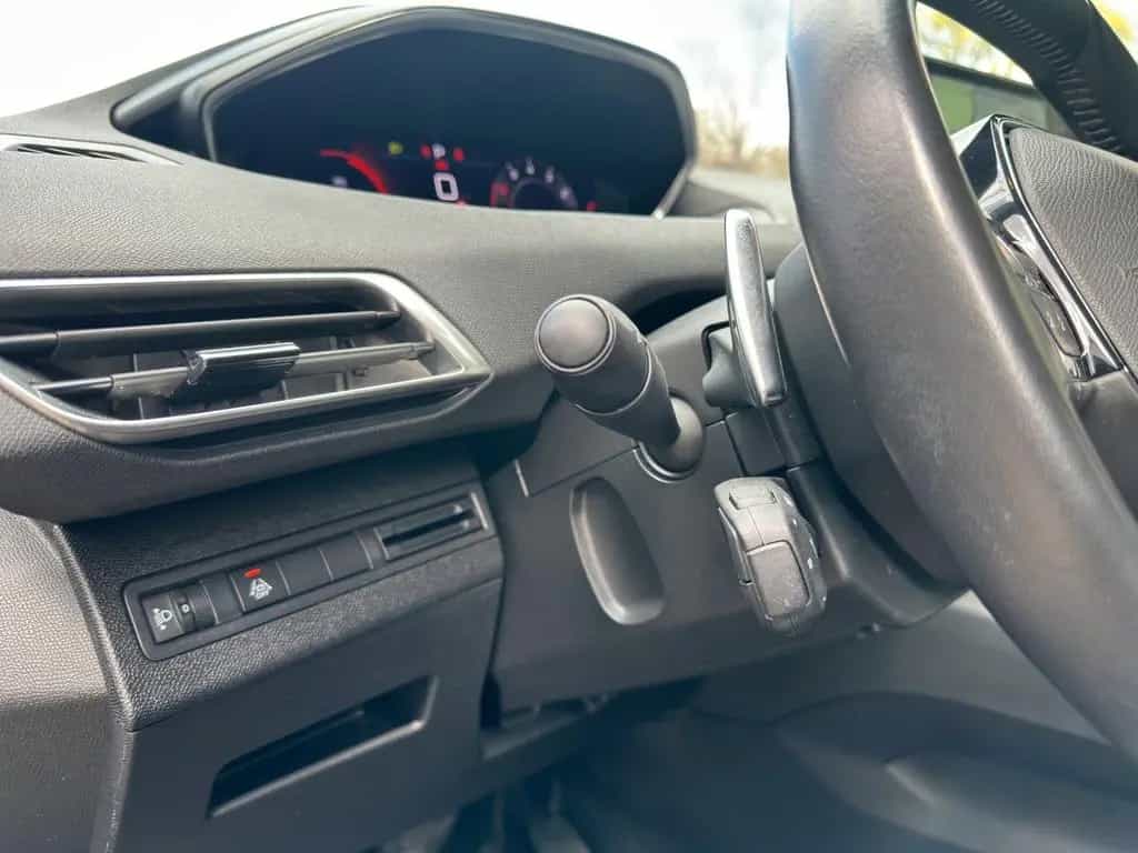 Peugeot 3008 Active Pack LINK+KAMERA+LED 02/2022-photo-24
