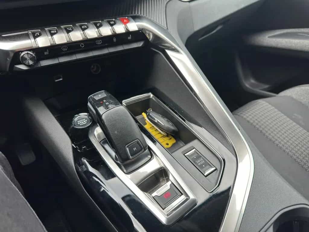 Peugeot 3008 Active Pack LINK+KAMERA+LED 02/2022-photo-28