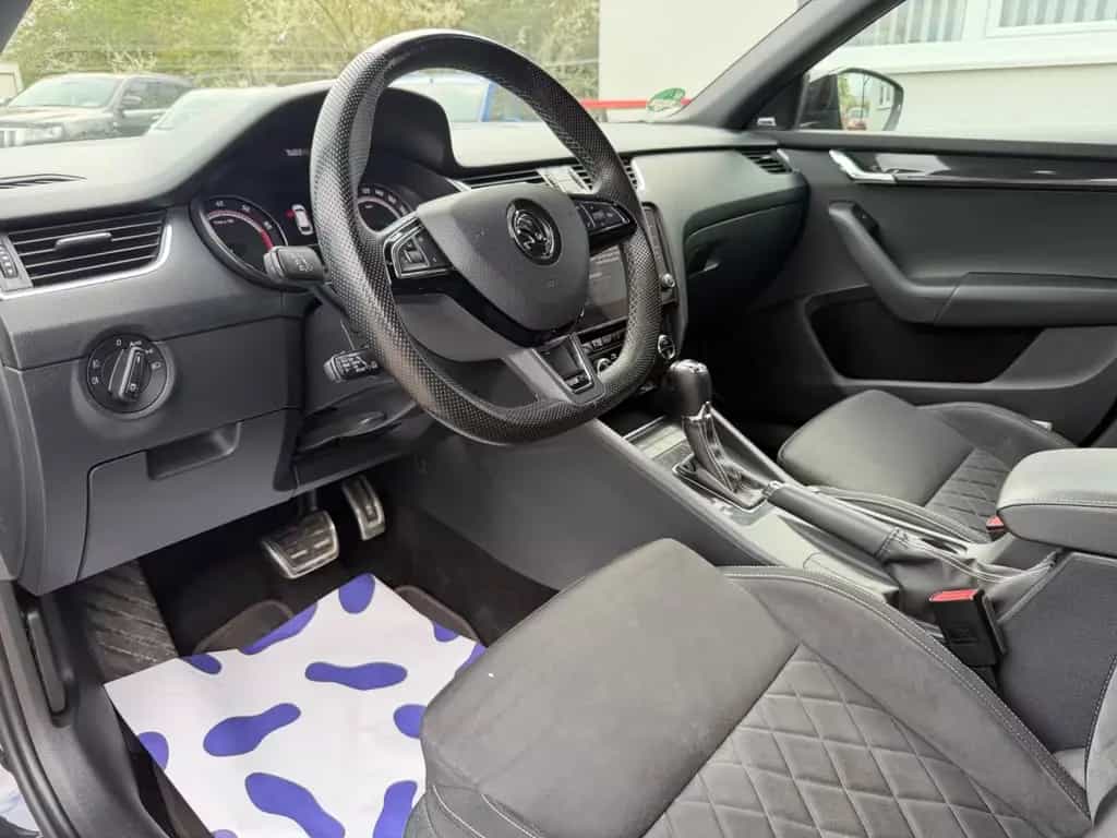 Skoda Octavia Combi RS 08/2018-photo-6