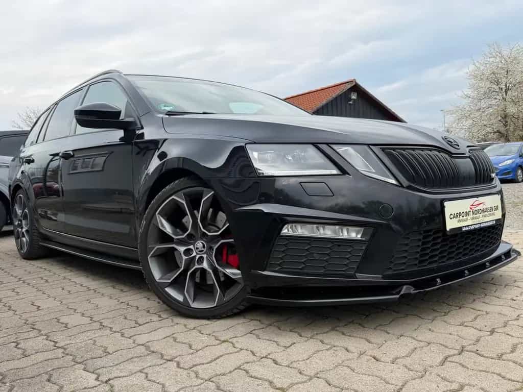 Skoda Octavia Combi RS 08/2018-photo-7