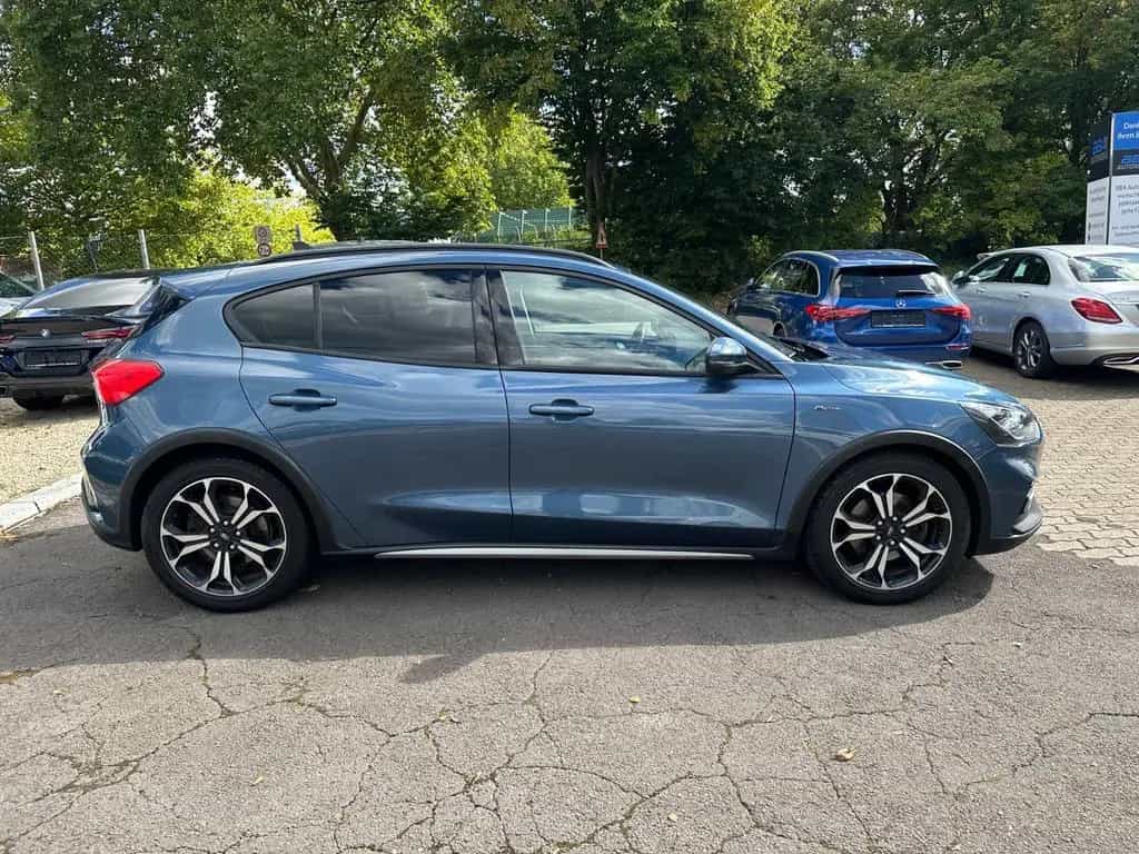Ford Focus Lim. Active Navi+LED Scheinwerfer+Tempomat 05/2020-photo-3