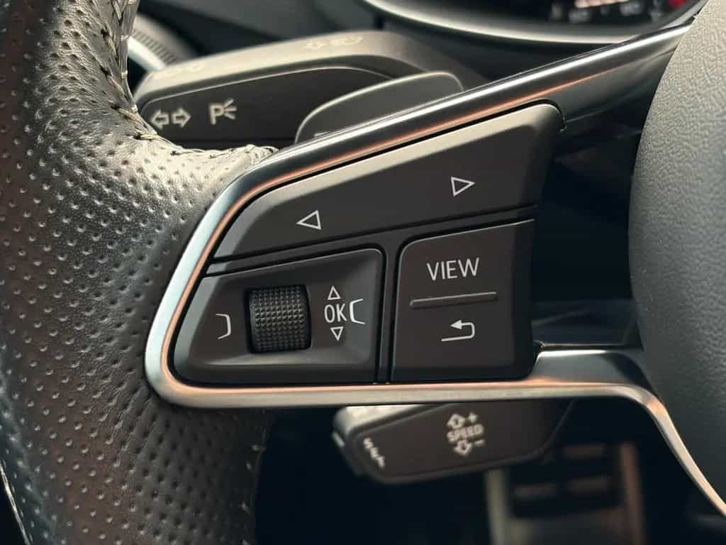 Audi TT Coupe 1.8 TFSI S Line B&O CAM Tempomat Leder 01/2018-photo-18