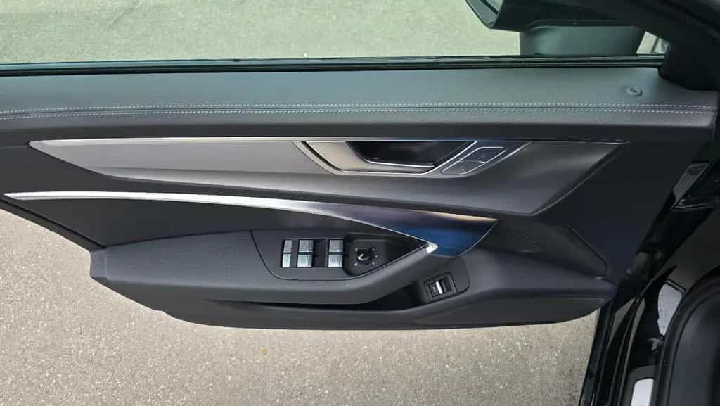 Audi A6 40 TDI S tronic Avant 3 x S line Kamera/AHK 11/2022-photo-14