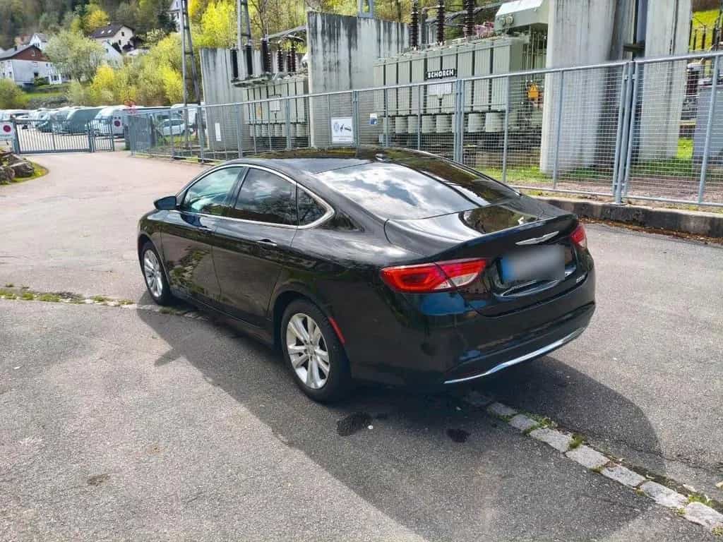 Chrysler 200 06/2019-photo-3