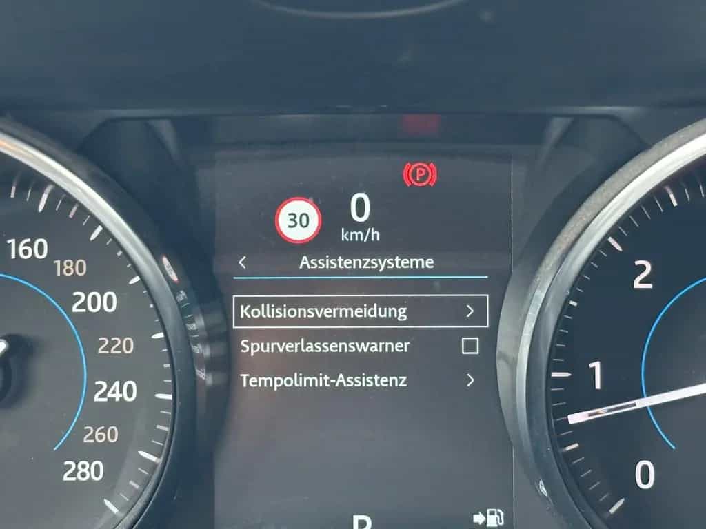 Jaguar XF Sportbrake R-Sport LED+Automatik+Navi+Kamera 05/2019-photo-18