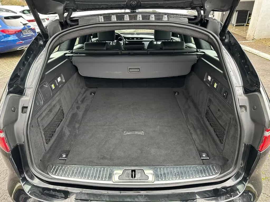 Jaguar XF Sportbrake R-Sport LED+Automatik+Navi+Kamera 05/2019-photo-8