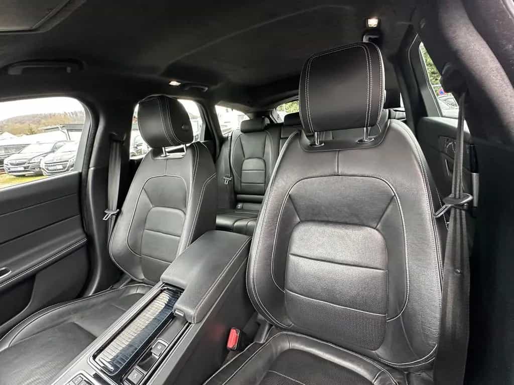 Jaguar XF Sportbrake R-Sport LED+Automatik+Navi+Kamera 05/2019-photo-9