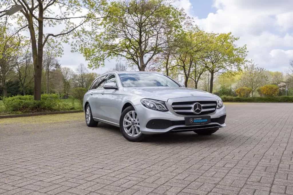 Mercedes-Benz E-Class 200T-Modell/AVANTGARDE/AHK/KAM/LED 12/2017-photo-1