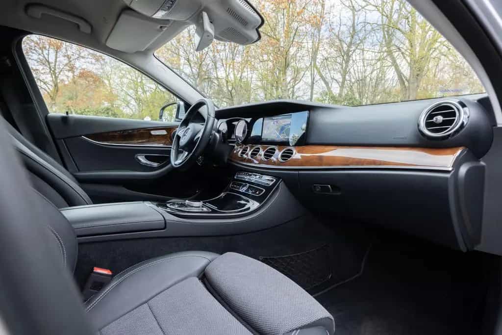 Mercedes-Benz E-Class 200T-Modell/AVANTGARDE/AHK/KAM/LED 12/2017-photo-17