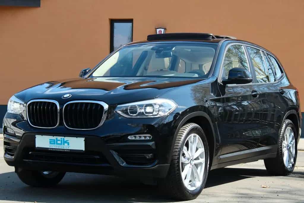 BMW X3 xDrive20d 1.HAND Leder NaviPRO Adapt.LED PANO 07/2019-photo-1