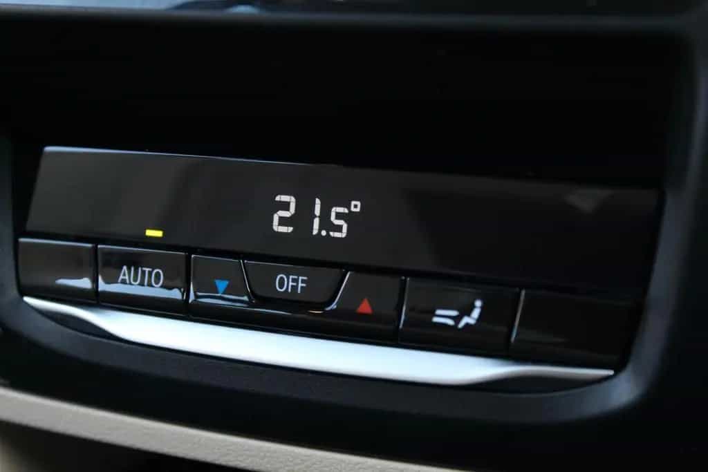 BMW X3 xDrive20d 1.HAND Leder NaviPRO Adapt.LED PANO 07/2019-photo-23