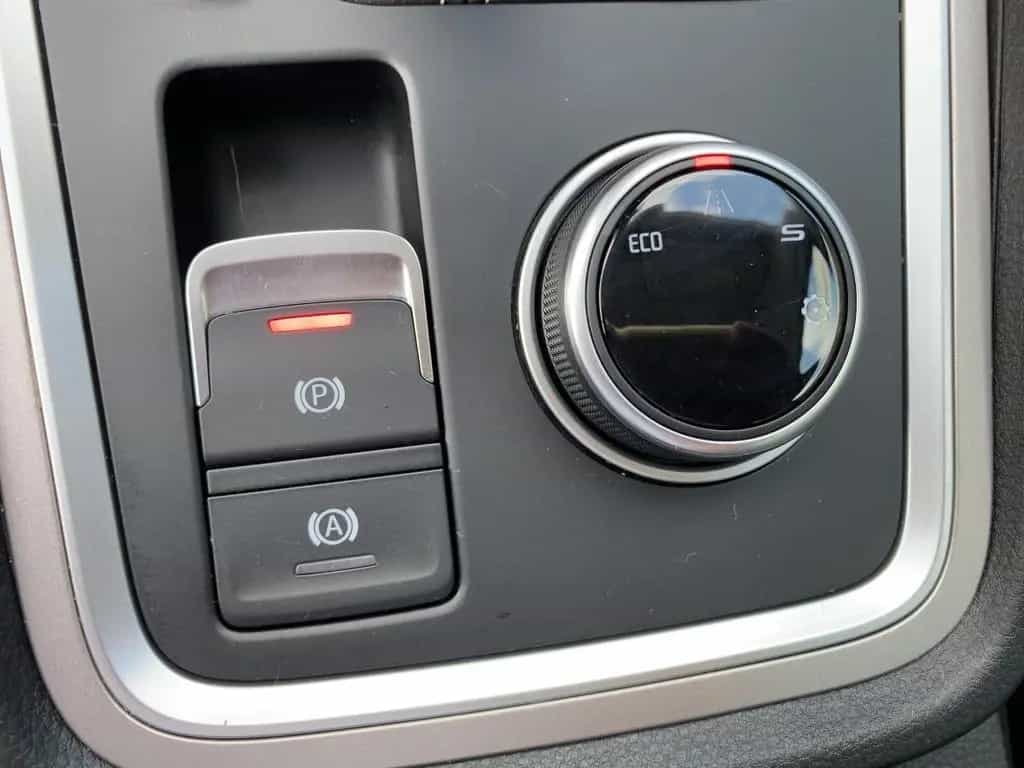 Seat Ateca Xperience DSG*LED*Navi*Kamera*Allwetter*SH 07/2025-photo-17