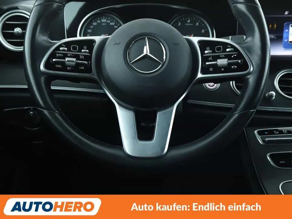 Mercedes-Benz E-Class 200 T Avantgarde Aut.*LED*NAVI*TEMPO*CAM*PDC* 05/2020-photo-18