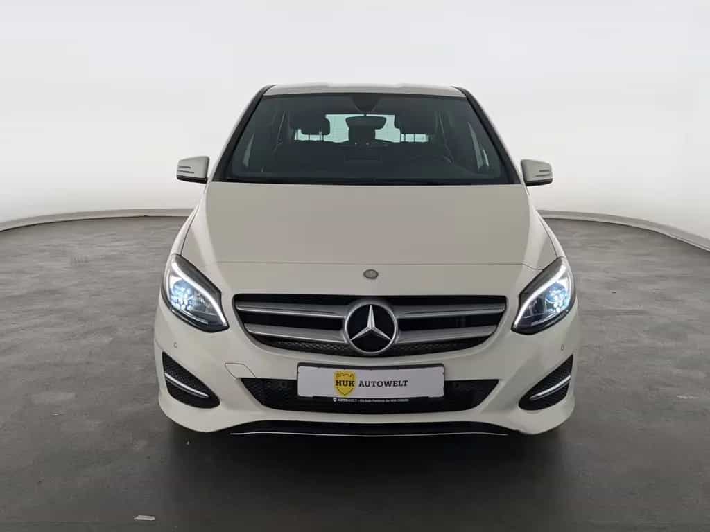 Mercedes-Benz B 180 Urban LED+NAVI+PDC+SHZ+TEMP+Klima/BC/eFH. 07/2016-photo-1