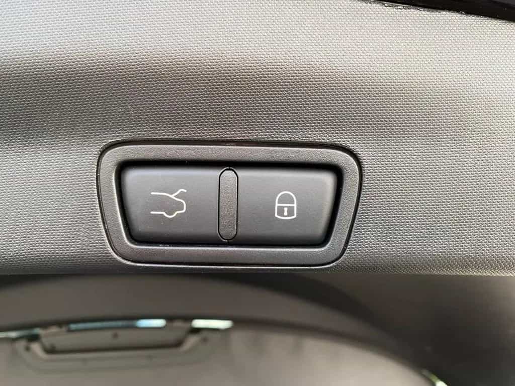 Alfa Romeo Stelvio VELOCE 2.2 Q4 LED+NAVI+KLIMA+KAMERA+ACC 06/2024-photo-27