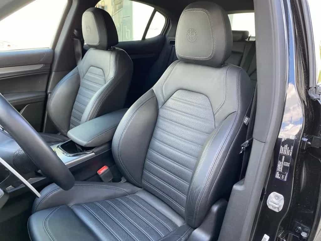 Alfa Romeo Stelvio VELOCE 2.2 Q4 LED+NAVI+KLIMA+KAMERA+ACC 06/2024-photo-29