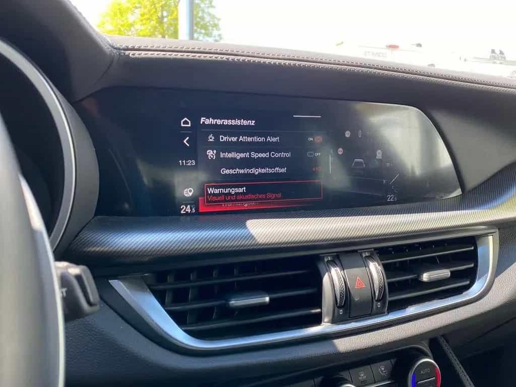 Alfa Romeo Stelvio VELOCE 2.2 Q4 LED+NAVI+KLIMA+KAMERA+ACC 06/2024-photo-36