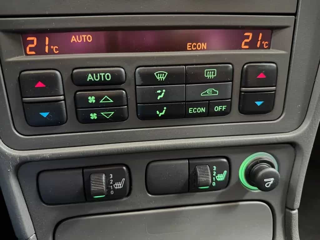 Saab 9-5 2.0t Ecopower 1.Hand  TÜV & Service - NEU 02/2000-photo-21