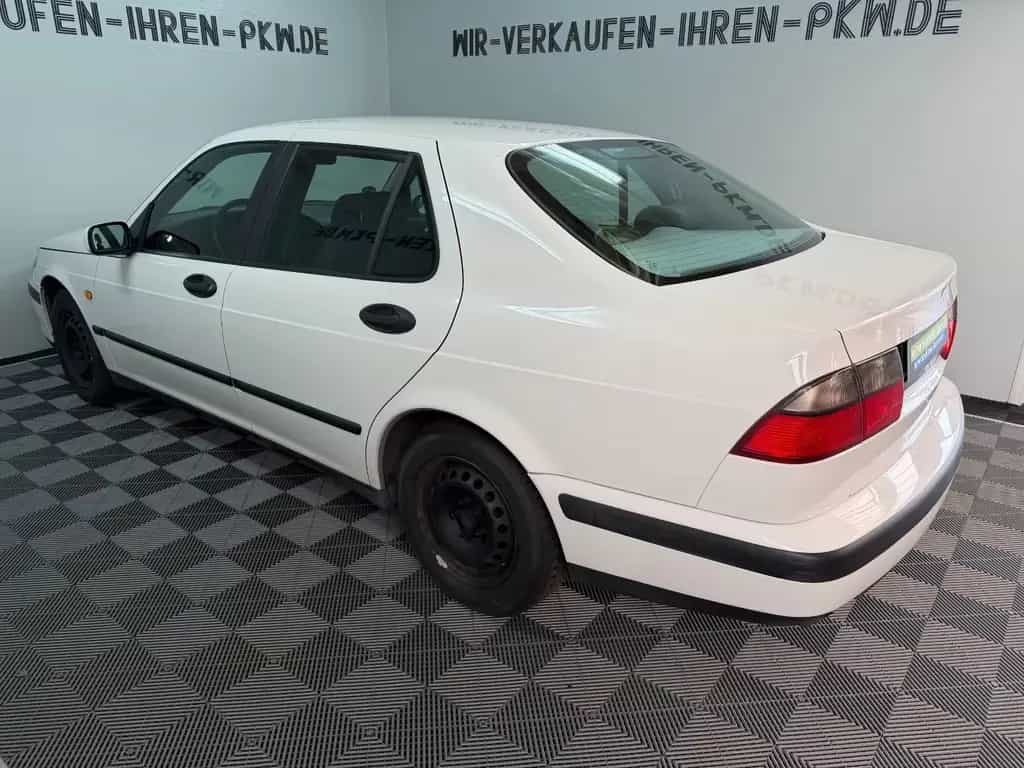 Saab 9-5 2.0t Ecopower 1.Hand  TÜV & Service - NEU 02/2000-photo-27