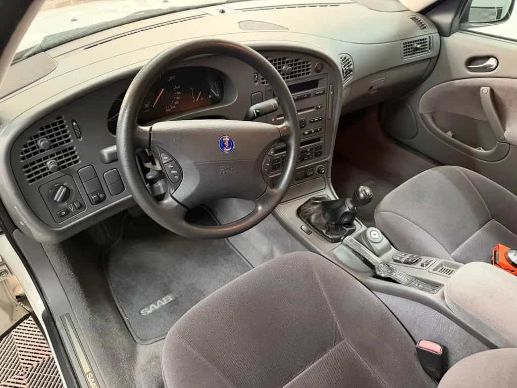 Saab 9-5 2.0t Ecopower 1.Hand  TÜV & Service - NEU 02/2000-photo-8