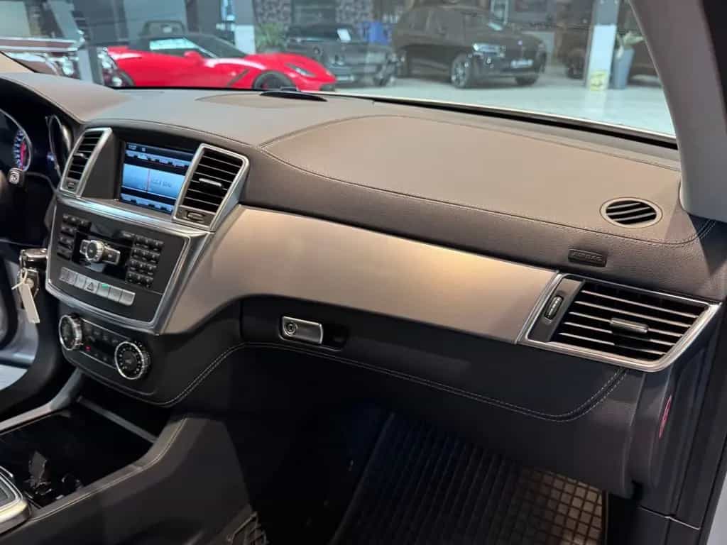 Mercedes-Benz ML 63 AMG ML63 AMG Soft Massage S-Heft Sthzg 3.Hand Export 03/2013-photo-15