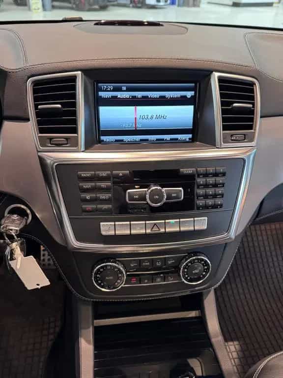 Mercedes-Benz ML 63 AMG ML63 AMG Soft Massage S-Heft Sthzg 3.Hand Export 03/2013-photo-23