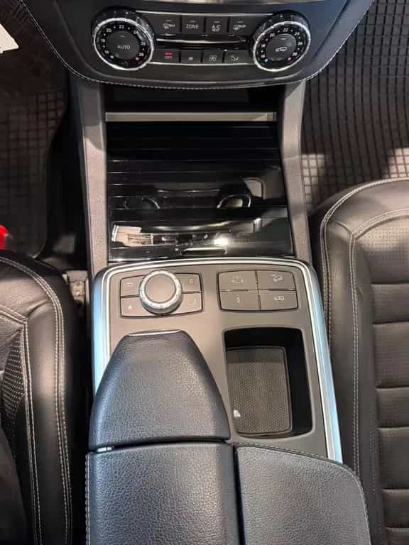 Mercedes-Benz ML 63 AMG ML63 AMG Soft Massage S-Heft Sthzg 3.Hand Export 03/2013-photo-31