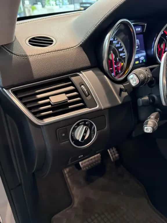 Mercedes-Benz ML 63 AMG ML63 AMG Soft Massage S-Heft Sthzg 3.Hand Export 03/2013-photo-9