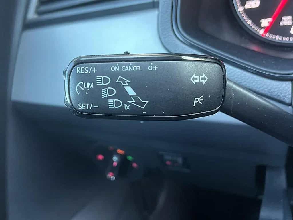 Seat Ibiza 1.0 TSI DSG Style NAV Apple&Andro SHZ PDC 09/2019-photo-19