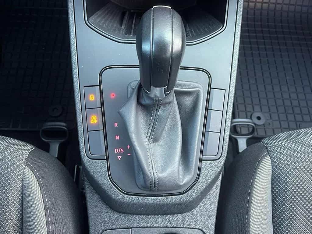 Seat Ibiza 1.0 TSI DSG Style NAV Apple&Andro SHZ PDC 09/2019-photo-32