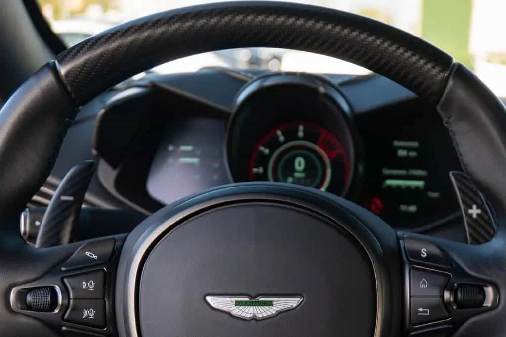 Aston Martin DBS 5.2 V12 11/2019-photo-47