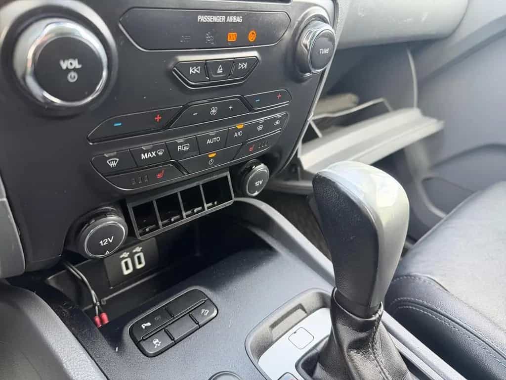 Ford Ranger Limited 3.2 TDCi Doka TEMP+NAVI+PDC+SHZ 11/2018-photo-18