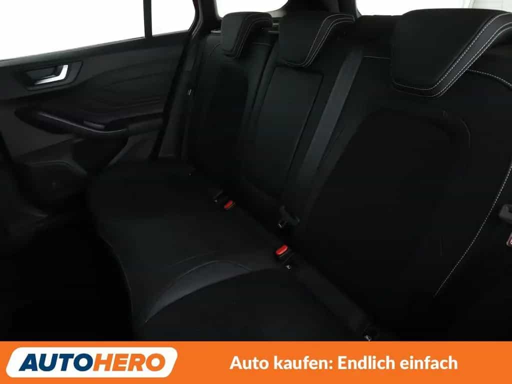 Ford Focus 2.3 EcoBoost ST*NAVI*LED*ACC*CAM*PDC*SHZ* 02/2020-photo-12