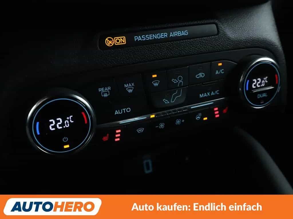 Ford Focus 2.3 EcoBoost ST*NAVI*LED*ACC*CAM*PDC*SHZ* 02/2020-photo-21